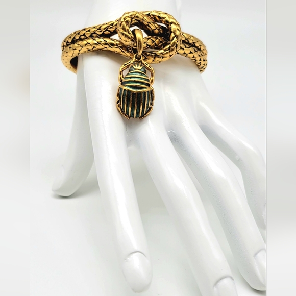 Roberto Cavalli AMAZING and RARE Gold Egyptian Scarab Charm Bangle Bracelet - Picture 6 of 15
